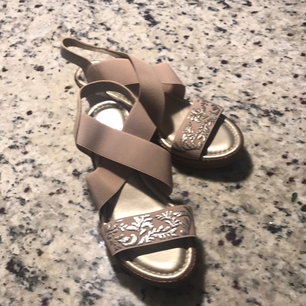 Tuscan easy street heels